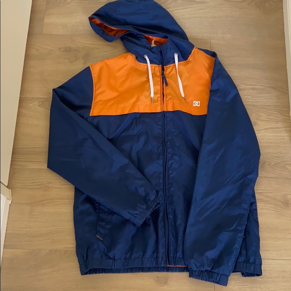 DC pullover/windbreaker